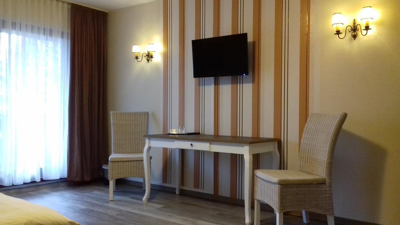 Hotel Garni Eichhornkobel Faßberg 外观 照片