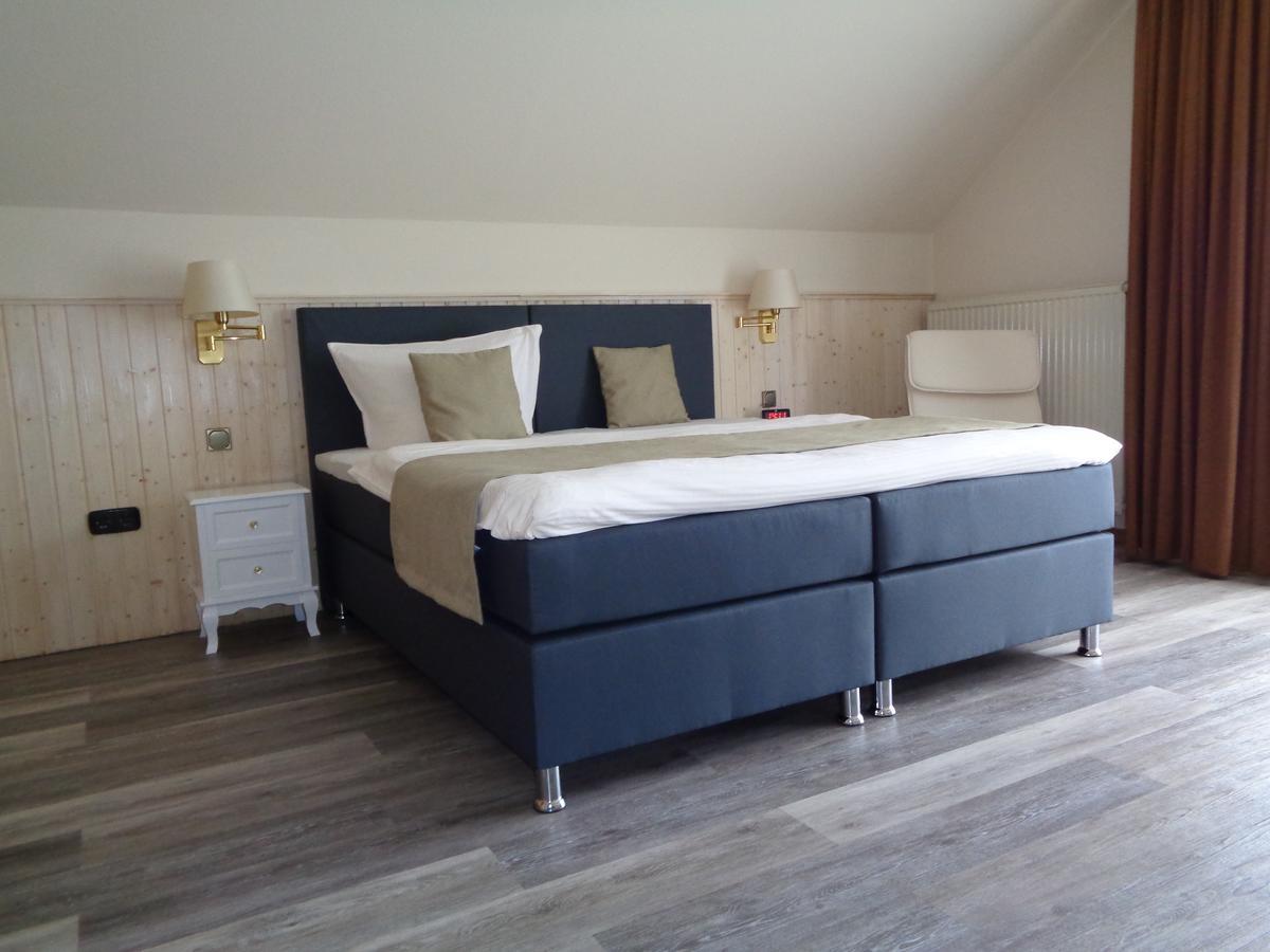 Hotel Garni Eichhornkobel Faßberg 外观 照片