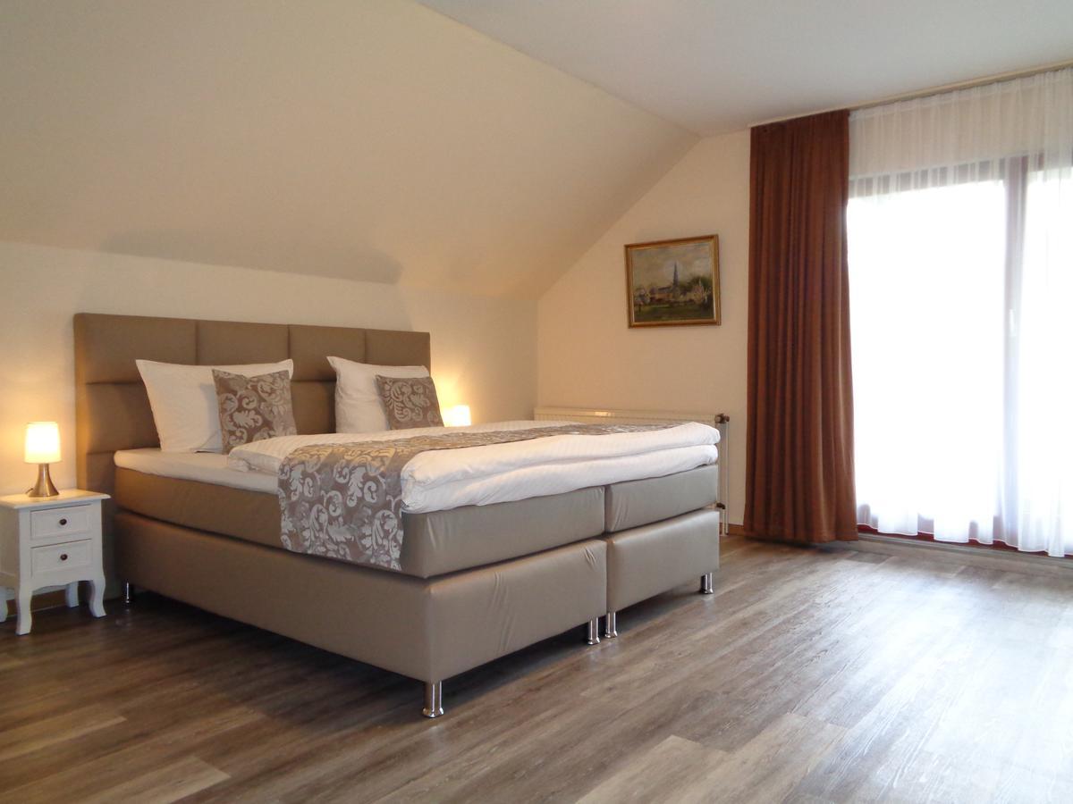 Hotel Garni Eichhornkobel Faßberg 外观 照片