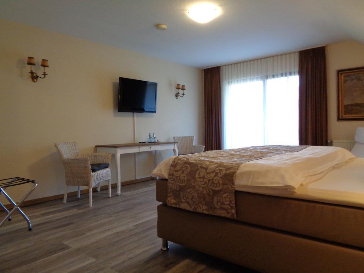 Hotel Garni Eichhornkobel Faßberg 外观 照片