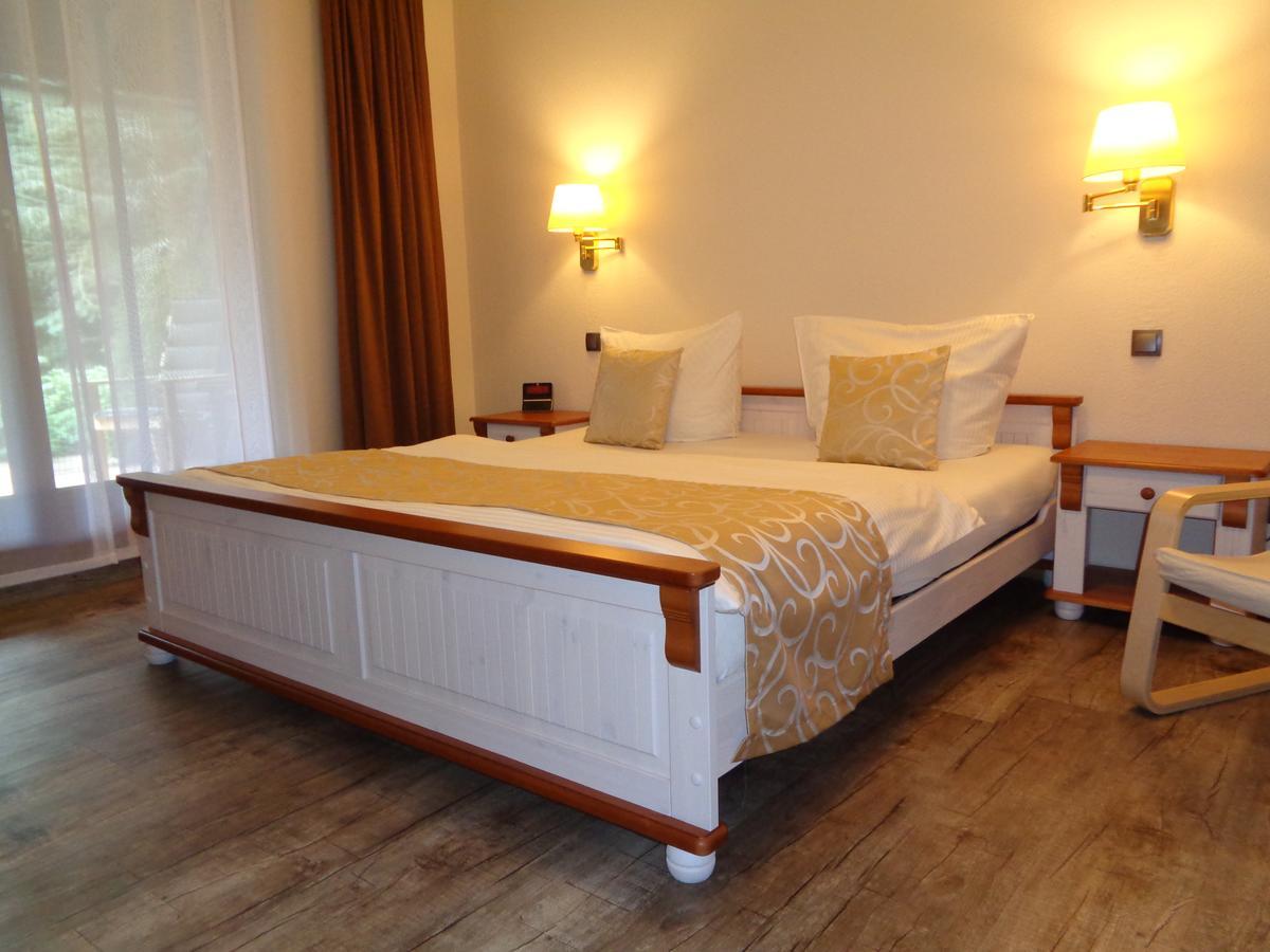 Hotel Garni Eichhornkobel Faßberg 外观 照片