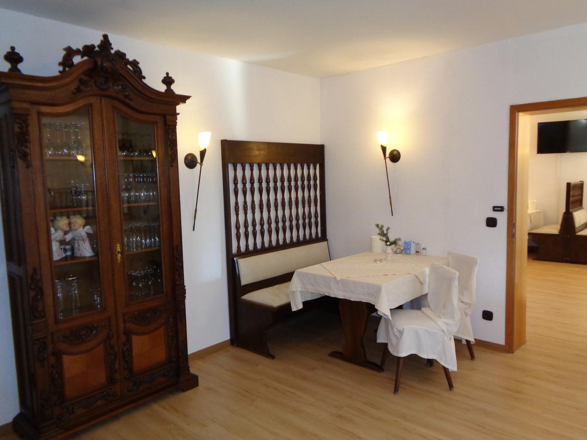Hotel Garni Eichhornkobel Faßberg 外观 照片
