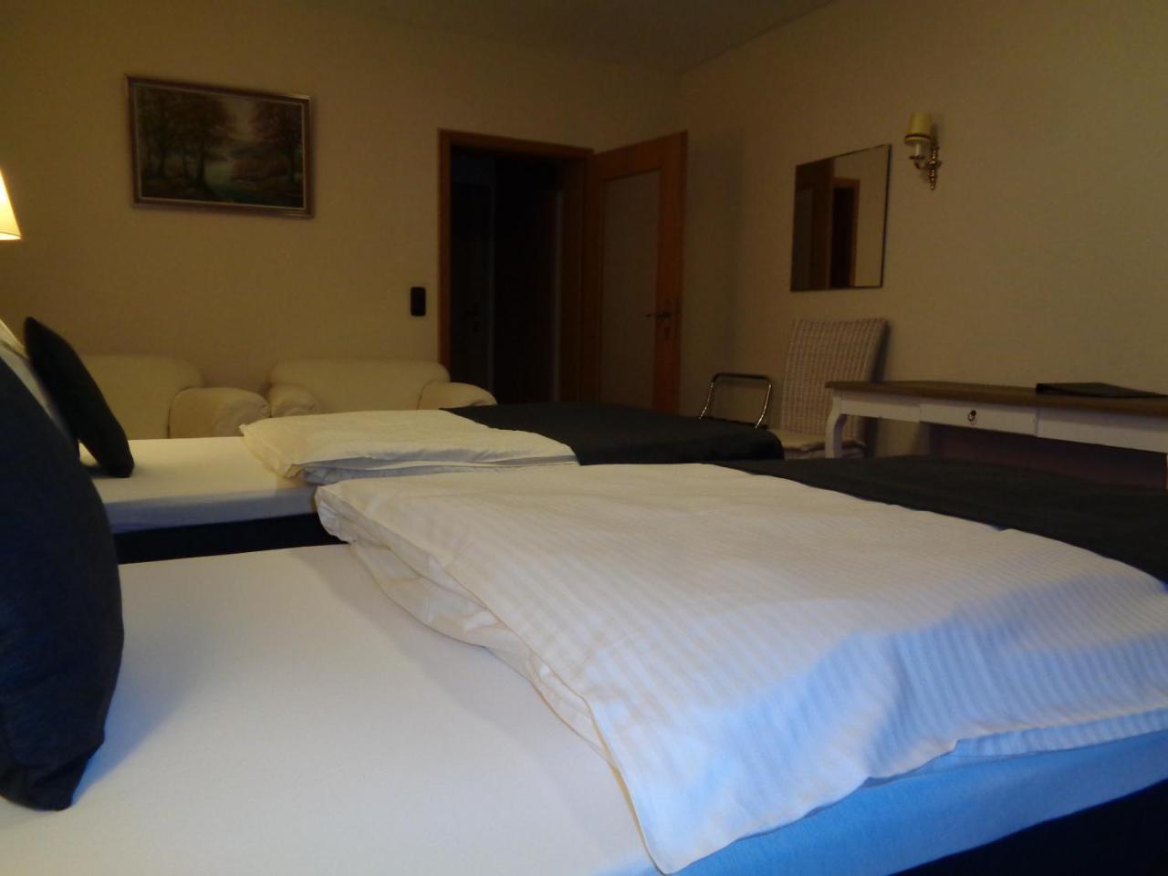 Hotel Garni Eichhornkobel Faßberg 外观 照片