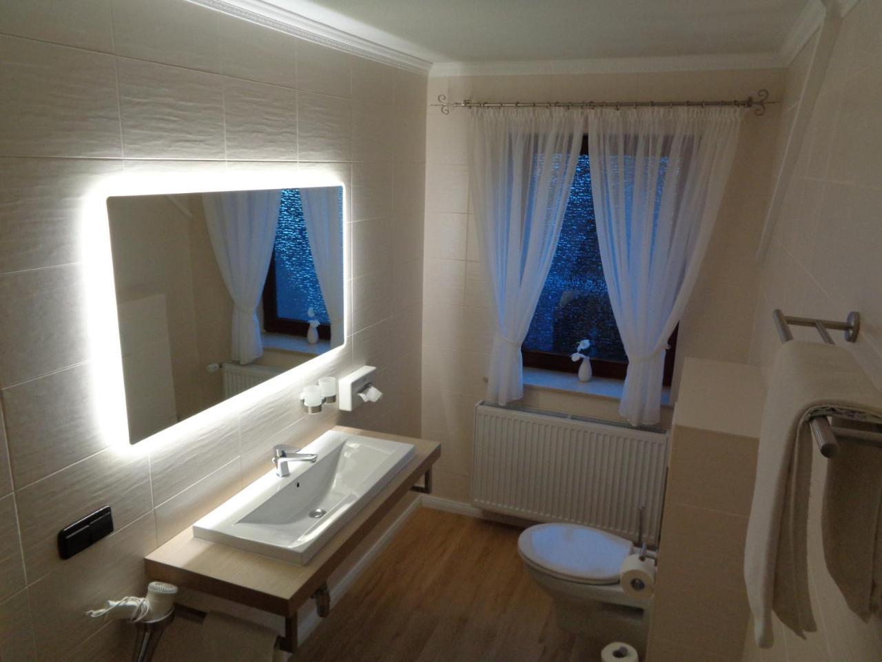 Hotel Garni Eichhornkobel Faßberg 外观 照片
